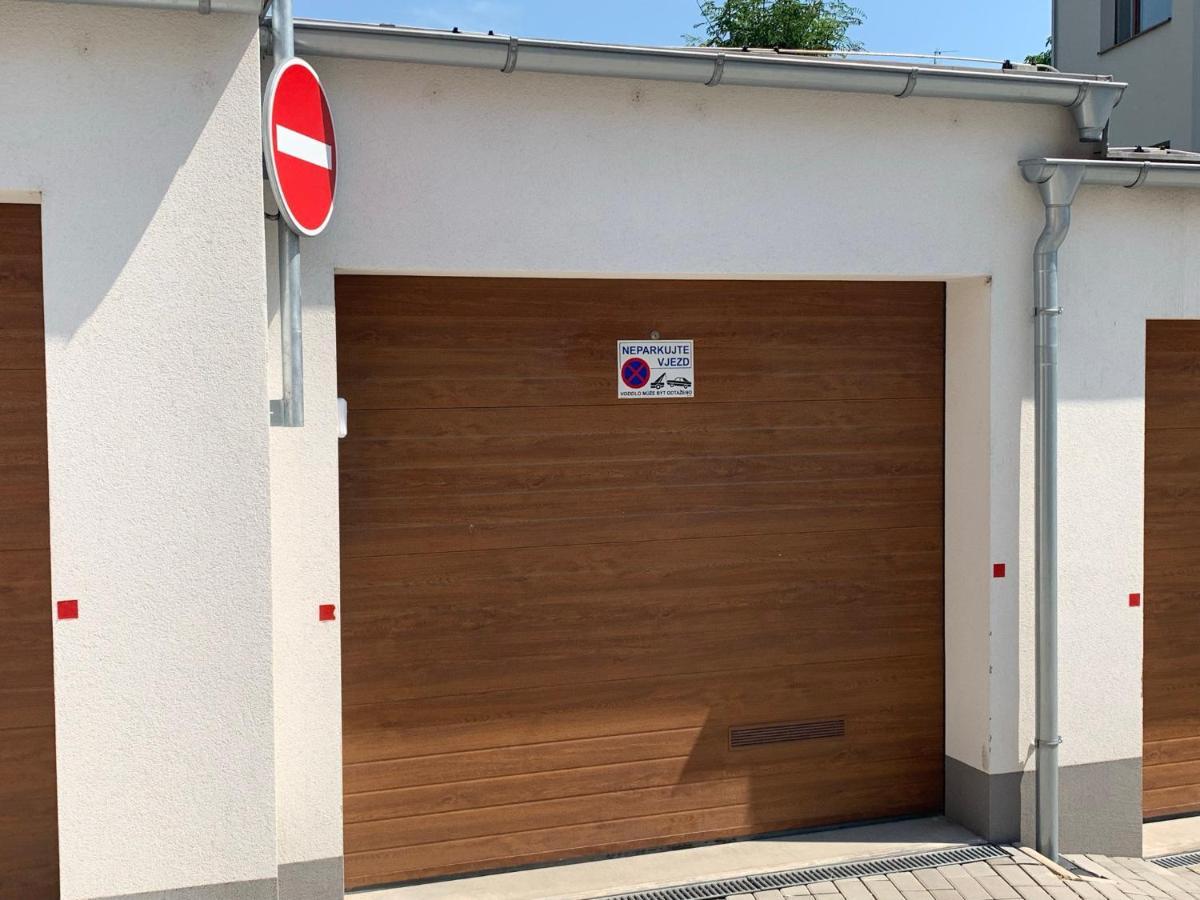 Kelleruv Mlyn - Apartman S Vlastni Garazi, Znojmo Centrum Zewnętrze zdjęcie
